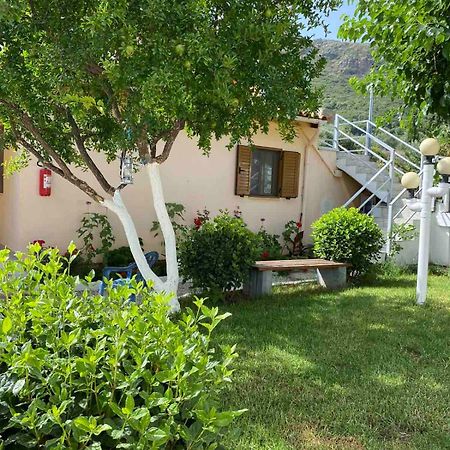 Garden Rooms ฮีมาเรอ ภายนอก รูปภาพ