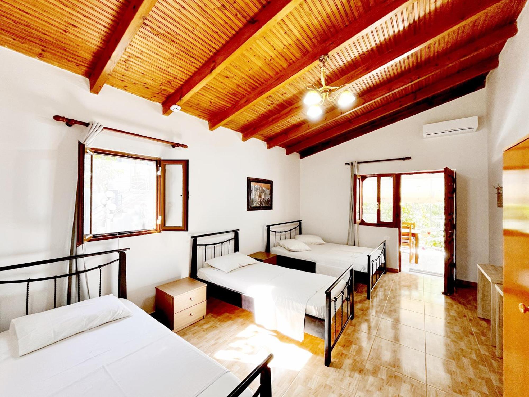 Garden Rooms ฮีมาเรอ ภายนอก รูปภาพ