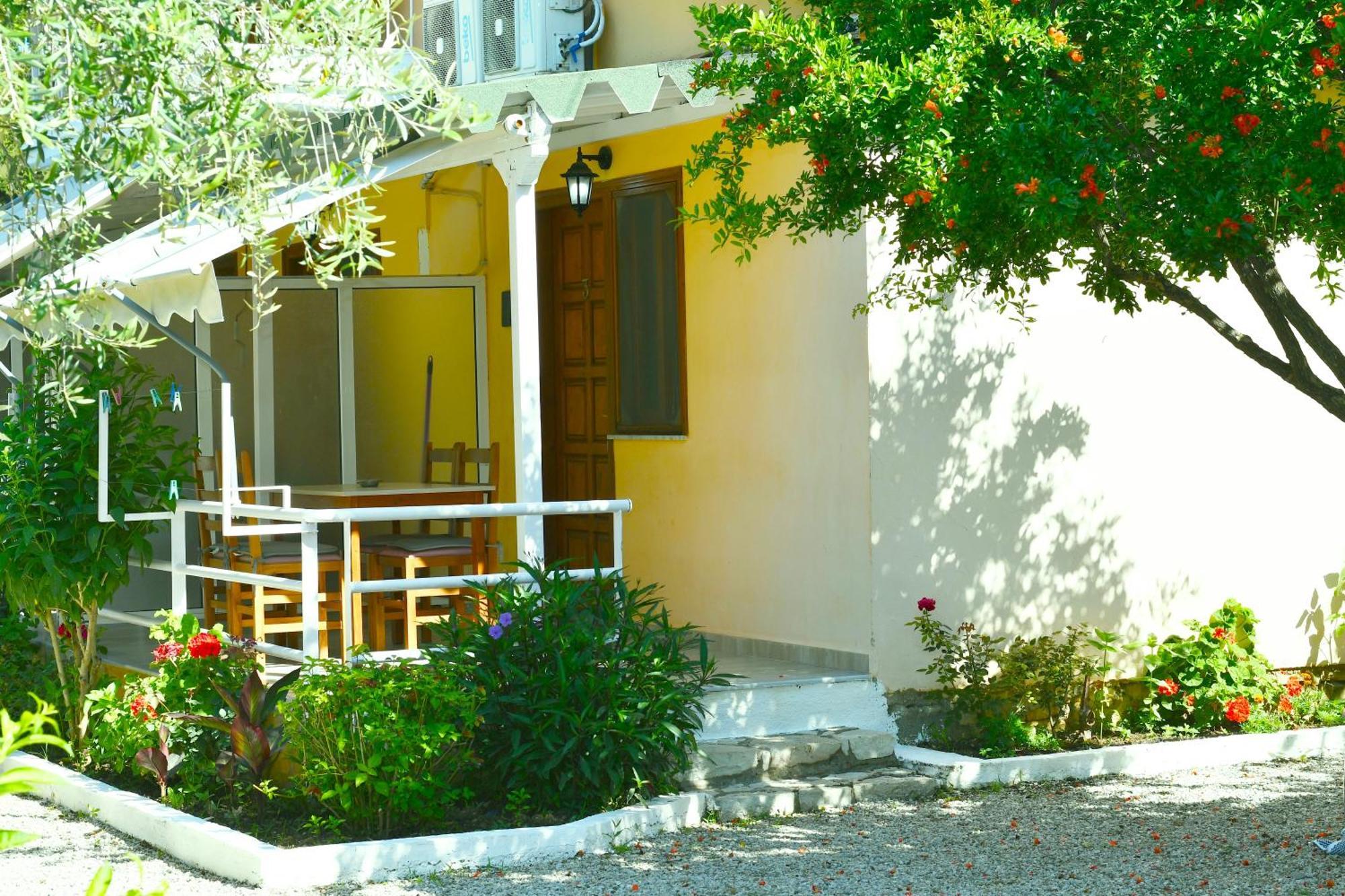 Garden Rooms ฮีมาเรอ ภายนอก รูปภาพ