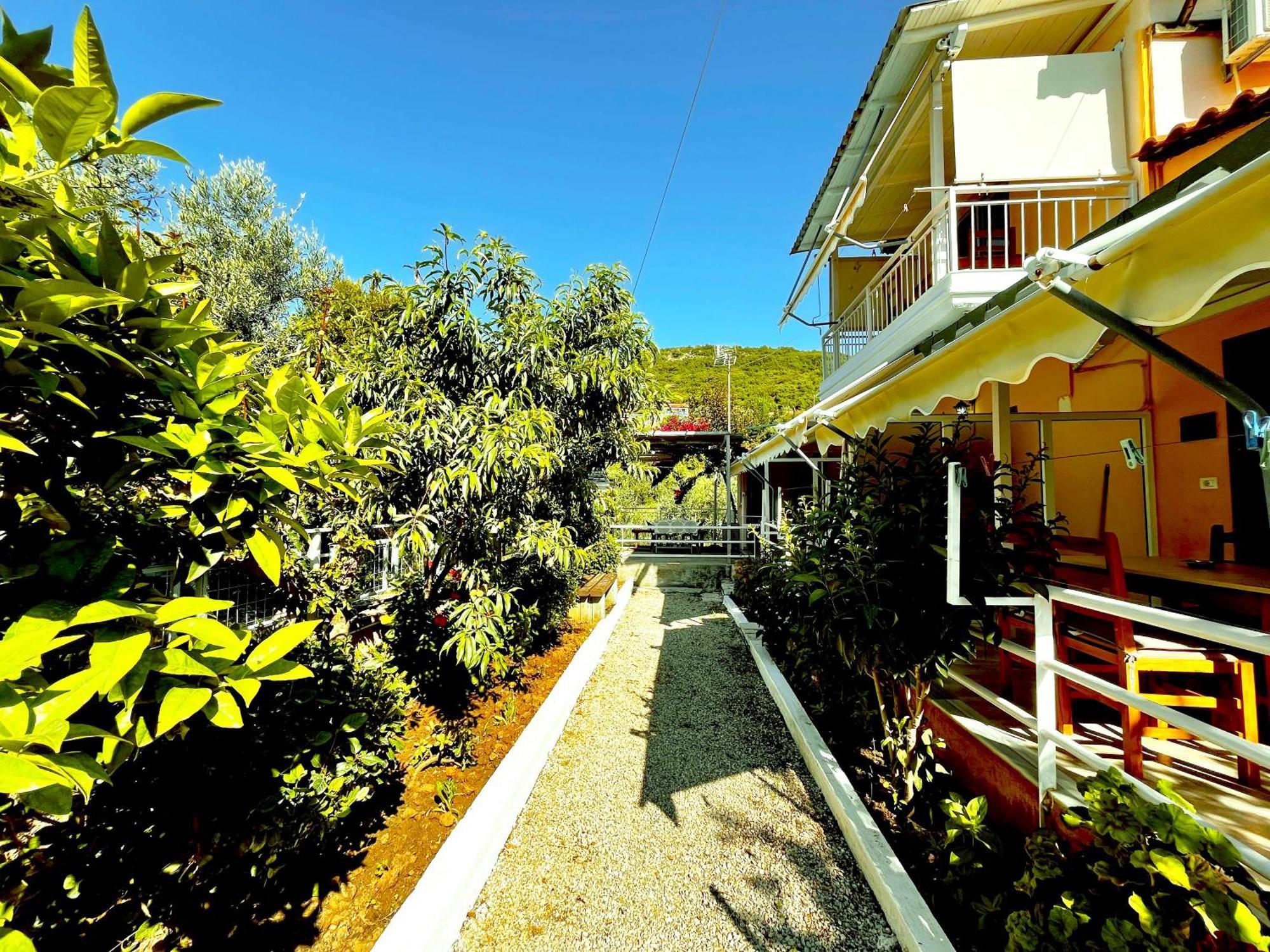 Garden Rooms ฮีมาเรอ ภายนอก รูปภาพ